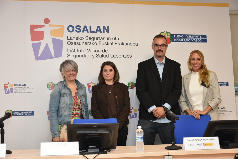 Osalan re�ne a personal t�cnico de prevenci�n para abordar la evaluaci�n de los riesgos biol�gicos en el �mbito laboral