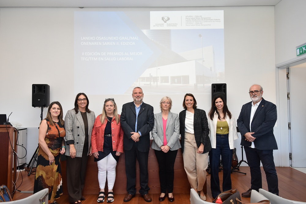 II premios c�tedra